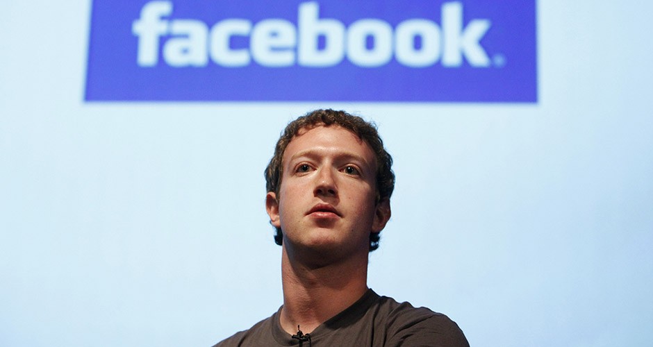 O jovem bilionário Mark Zuckerberg, o criador do Facebook, mostrou na sexta-feira (27) sua preocupação pelas ordens executivas assinadas ultimamente.