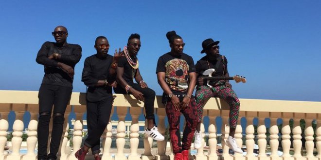 Nos finais do ano passado (2016) C4 Pedro juntou-se ao grupo queniano Sauti Sol em Quenia, concretamente em Nairobi, onde gravaram a música intitulada...
