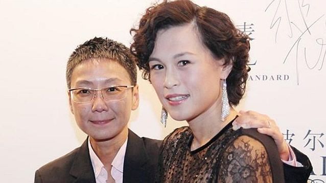 Pai bilionário oferece 314 milhões de reais para homem que seduzir sua Filha Lésbica, O playboy Cecil Chao de Hong Kong ficou famoso depois de oferecer 132m