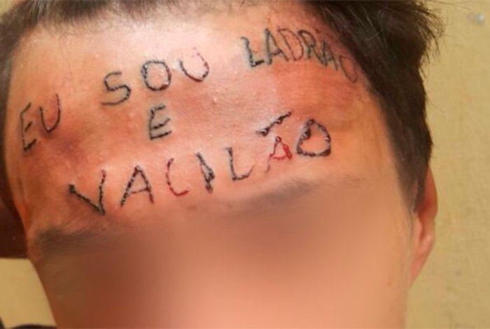 Juíza decreta prisão de tatuador e amigo que tatuaram na testa de bandido, Além de Ronildo, Wesley Carvalho dos Reis, 27 anos, também foi preso em flagrante