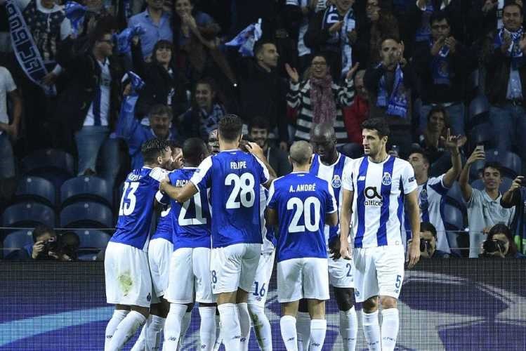 FC Porto nos oitavos de final da Champions League, Depois de três jogos consecutivos sem vencer (empates), o FC Porto recebeu e venceu na noite de ontem, o Mónaco por 5-2