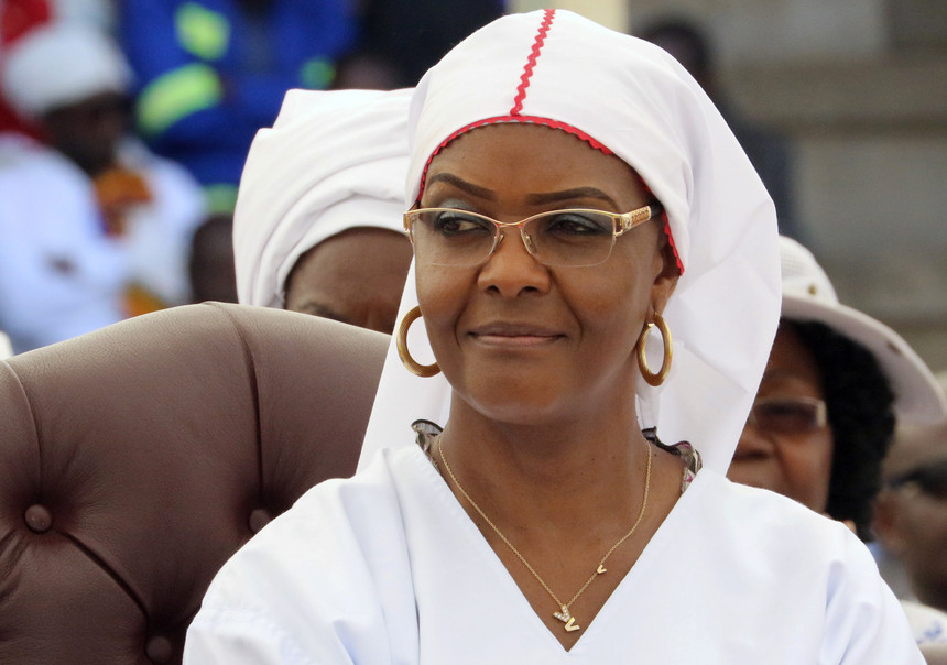 As autoridades anticorrupção zimbabweanas anunciaram esta segunda-feira a abertura de um inquérito para averiguar as condições em que a antiga primeira-dama do Zimbabwe, Grace Mugabe, obteve uma licenciatura em Filosofia