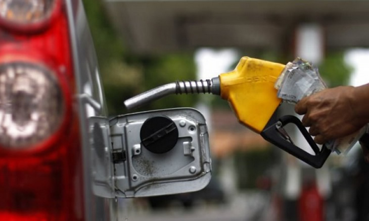 Os preços de combustíveis e outros produtos petrolíferos serão ajustados à partir de amanhã. Com o reajuste, o gás doméstico (GPL) desce dos actuais
