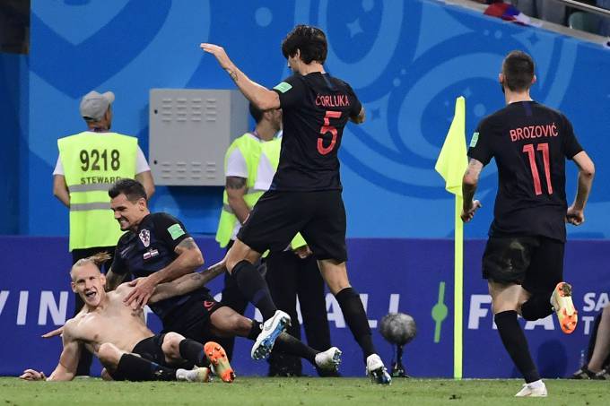 No mais surpreendente jogo de quartas de final desta Copa do Mundo, a Croáciase classificou após vencer a Rússia por 4 a 3