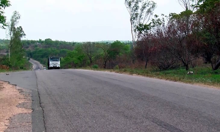 Homens armados da RENAMO voltam a atacar na EN1 em Sofala