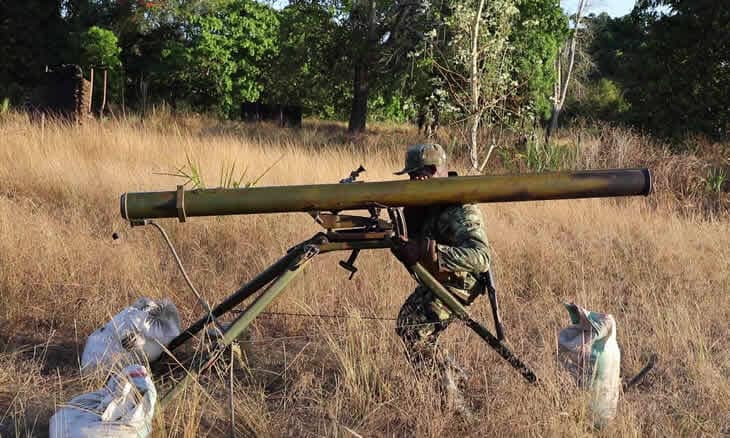 Forças de Defesa e Segurança (FDS) travam combate contra insurgentes em Cabo Delgado