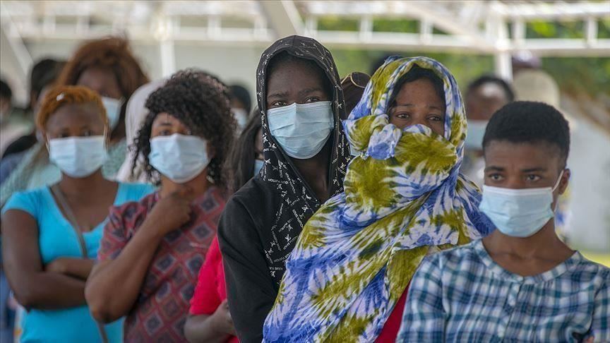 África do Sul registra recorde de 572 mortes por COVID-19 em um dia