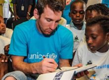 Lionel Messi ajuda crianças em Moçambique