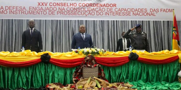 Filipe Nyusi quer um sector da defesa mais flexível e actuante para responder os desafios actuais na luta contra o terrorismo no País